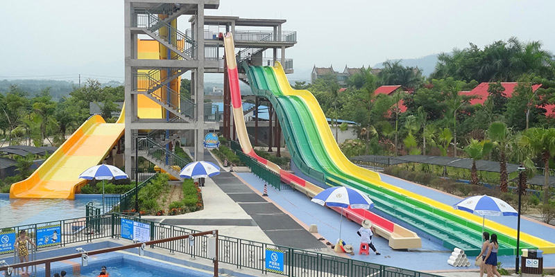 Rainbow Slide For Large Water Parks