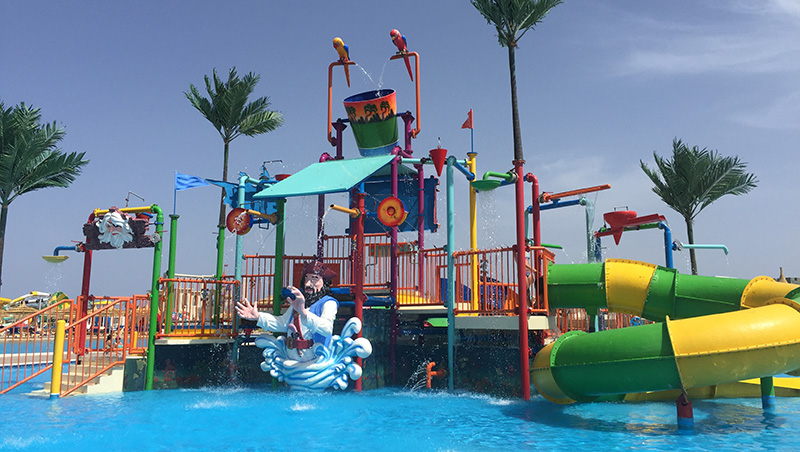 Multi-Level Interactive Splash Tower for Hotel Pools