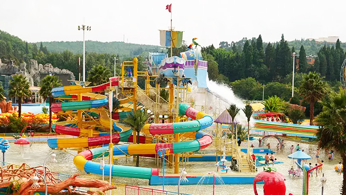 Aquatic Play for resorts