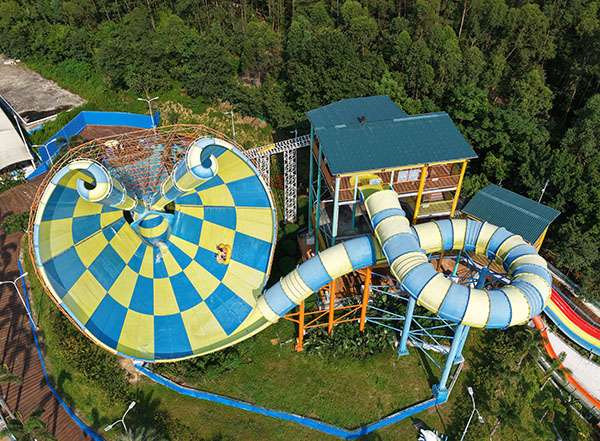 Tornado Slide